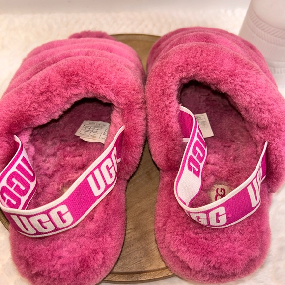 UGG Fluff Yeah Slide Sandals Pink Sheepskin Fur Cozy Size 8 Platform Slippers - Picture 5 of 8